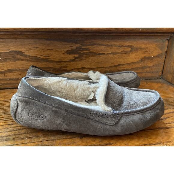 UGG Suede Shearling Slippers Women’s 9 Gray - Picture 1 of 7